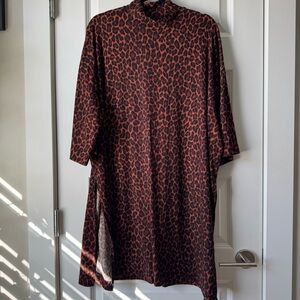Dressed In Lala “Lala Icon Mock Neck Top in Leopard” Size Large